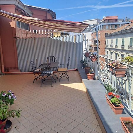 Alle Quattro Regine Naples Extérieur photo