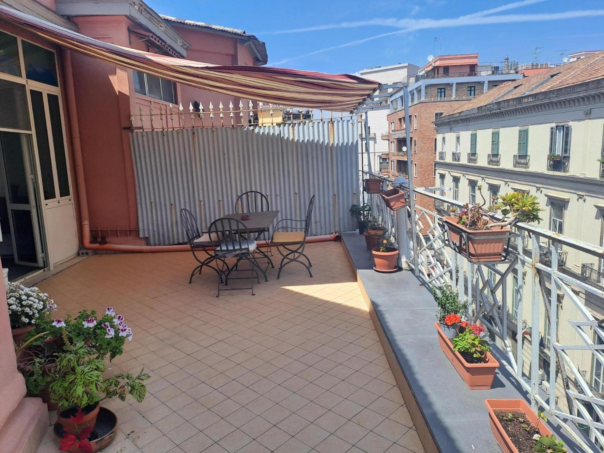 Alle Quattro Regine Naples Extérieur photo